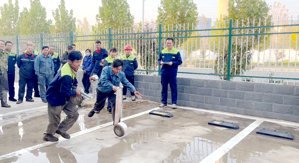 【應(yīng)急演練】消防三人兩帶大比拼，實戰(zhàn)演練爭分秒